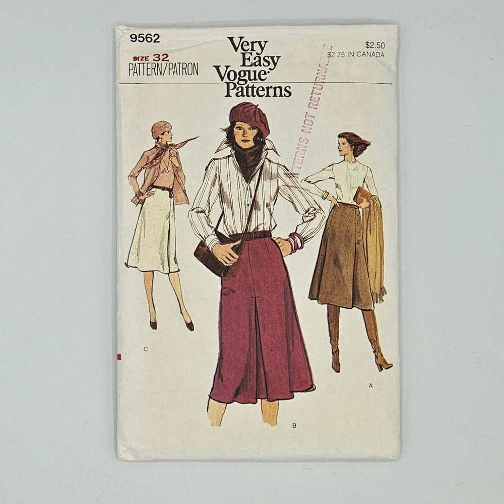 New uncut Vogue 9562 misses skirt sz 32 Vintage‎ 70s-80s